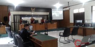 Hakim Vonis Mantan Bupati Kuansing 4 Tahun Penjara